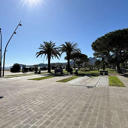 Apartmán T2 Climatise A 100m De La - 4 Couchages Ar390-216